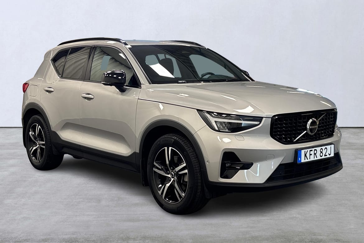 Volvo XC40 B3 FWD Bensin Plus Dark 2025, bild 6/10