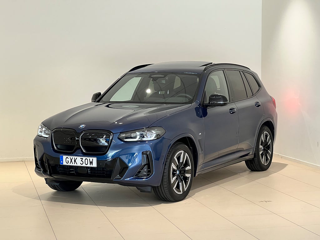 BMW iX3 M-Sport, Drag,Panorama,Navi,Adpt Fart, Ränta 4,95 %*