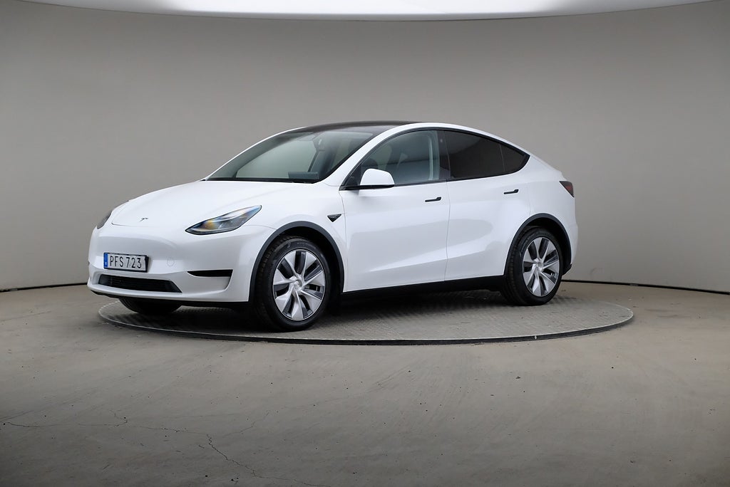 Tesla Model Y Standard Range Single Motor 299hk RWD