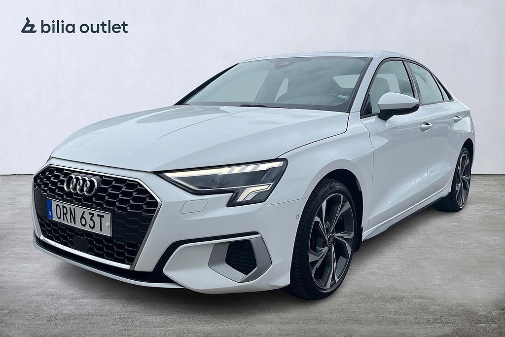 Audi A3 Sedan 35 TFSI Comfort 150hk / P-assist CarPlay Navi 
