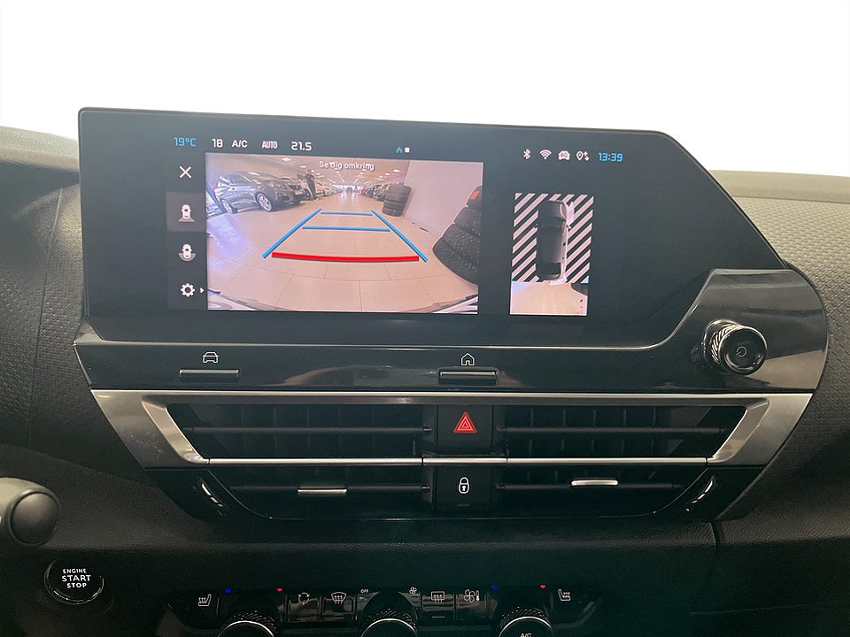 Bild på Citroën C4-X Shine 1.2 PT 130hk Aut B-KAMERA CARPLAY