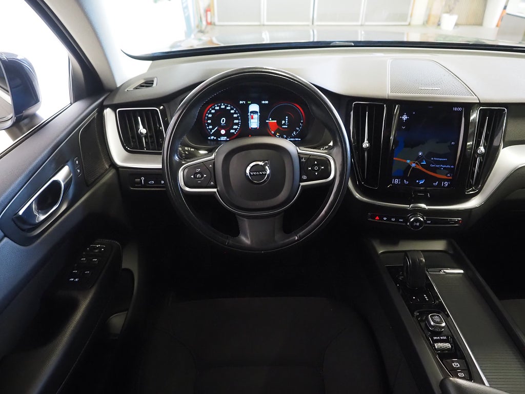 Volvo XC60 Recharge T6 AWD Inscription Exp Pano Drag P-Värm Kamera 2021