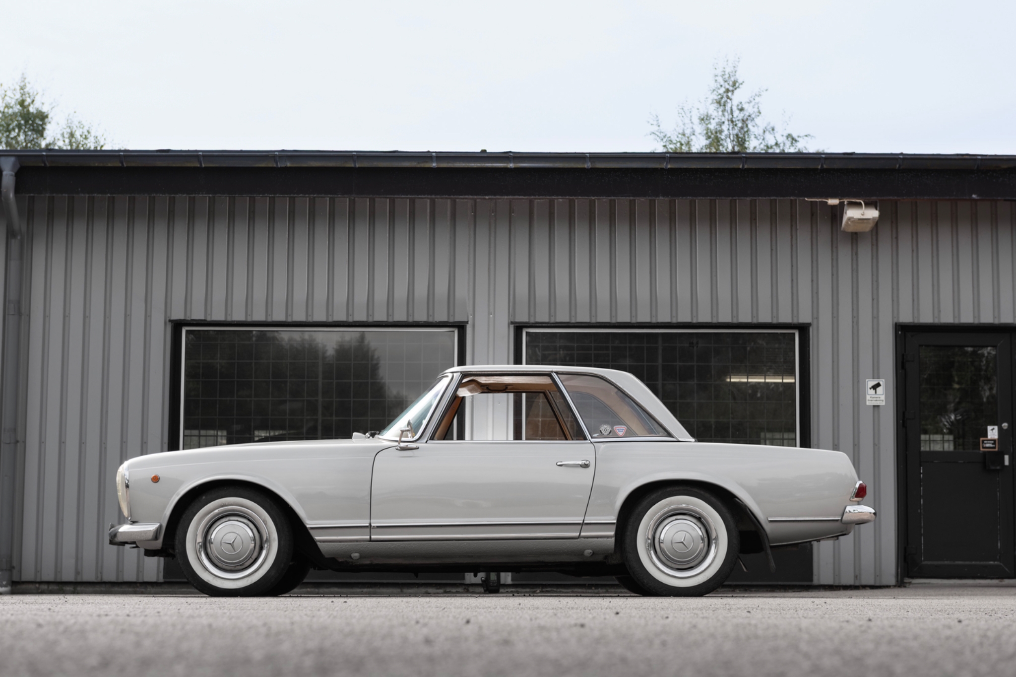 Mercedes-Benz 230 SL Pagoda UNIK lågmil 1966, bild 3/39