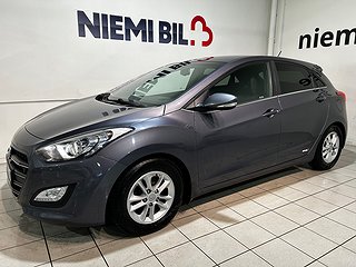 Hyundai i30 5-dörrar 1.6 Premium Mvärm Psens Rattvärme SoV
