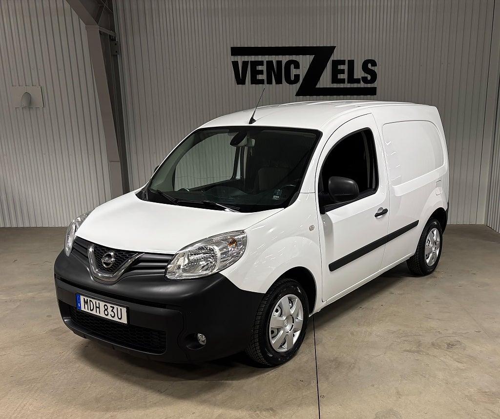 Nissan NV250 2.0t 1.5 dCi 3 Sits GPS Backkamera Dragkrok MOMS