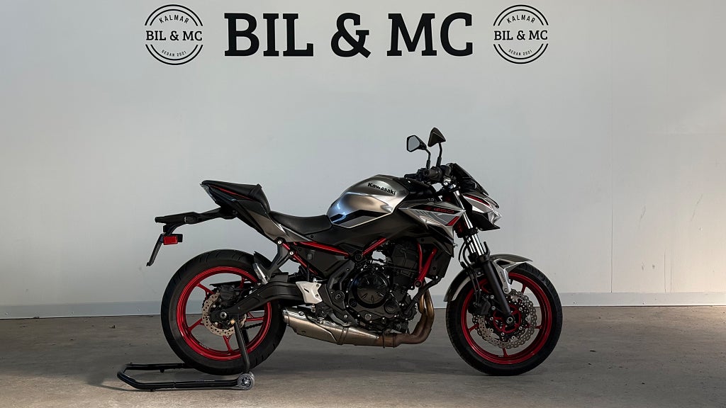 Kawasaki Z650 0kr insats 
