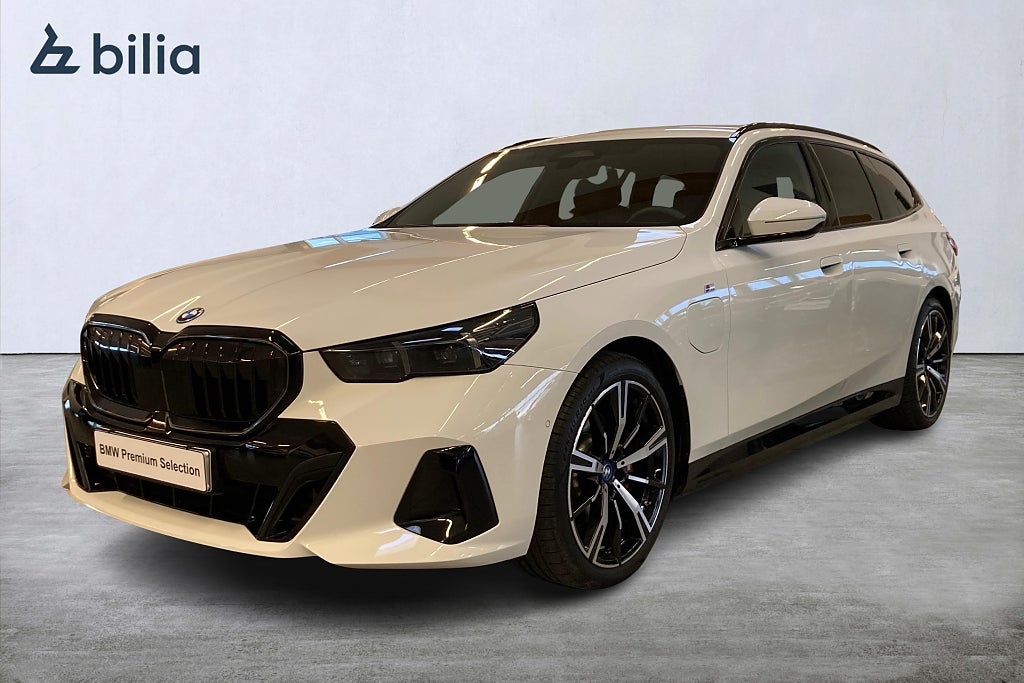 BMW 530e xDrive Touring M SPORT PRO H/K 20" Kamera Dragkrok