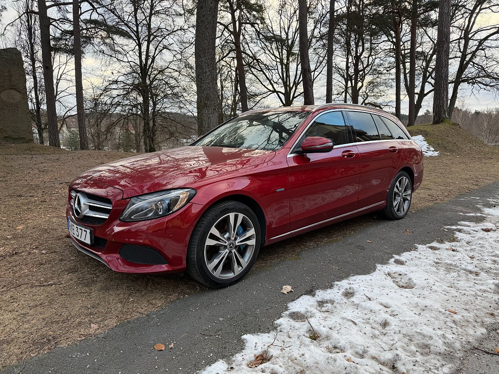 Mercedes-Benz C 350 T e 7G-Tronic Plus Avantgarde / Navi / Drag 