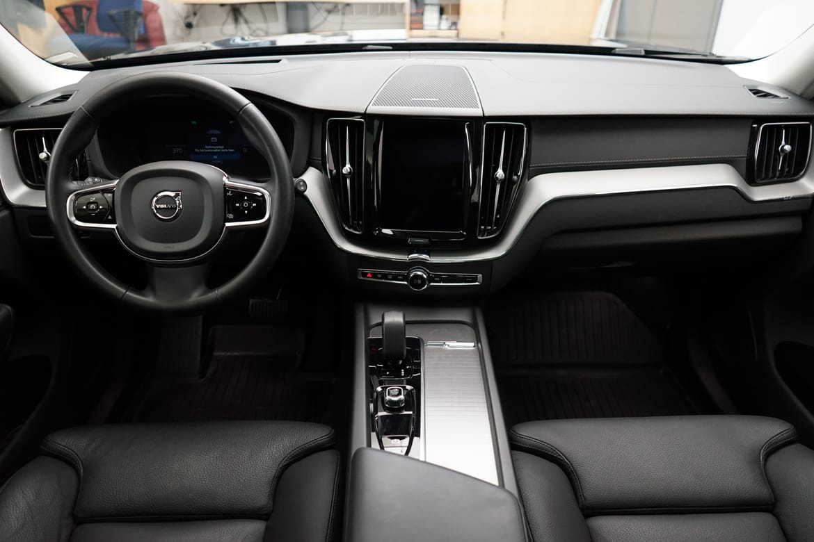 Volvo XC60 Recharge T6 Ultimate Dark 2024, bild 6/10