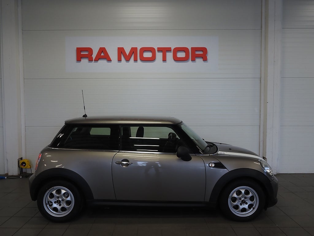 MINI One 98hk Manuell Chili Farthållare