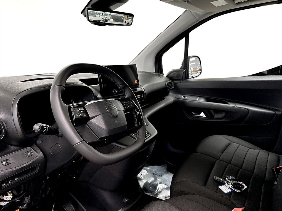 Bild på Citroen Berlingo Business 130hk Aut L2 - DIESELVÄRMARE MM INGÅR!
