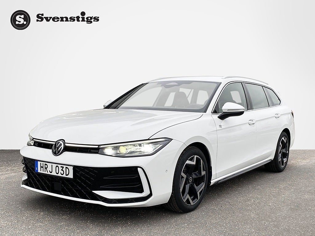 Volkswagen Passat R-LINE 1.5 ETSI110 KW / (150 HK)