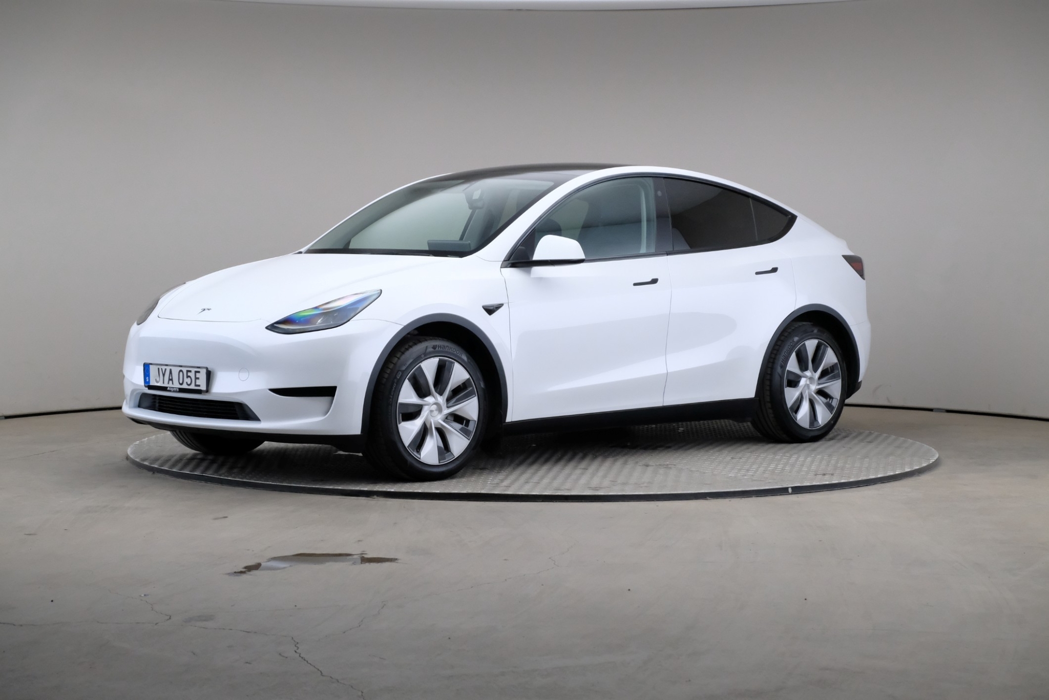 Tesla Model Y 2023, bild 5/10