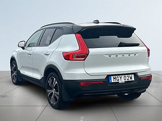 Volvo XC40 Recharge T4 R-Design Drag/360/HuD/SoV-Däck/Rattvärm – bild 5