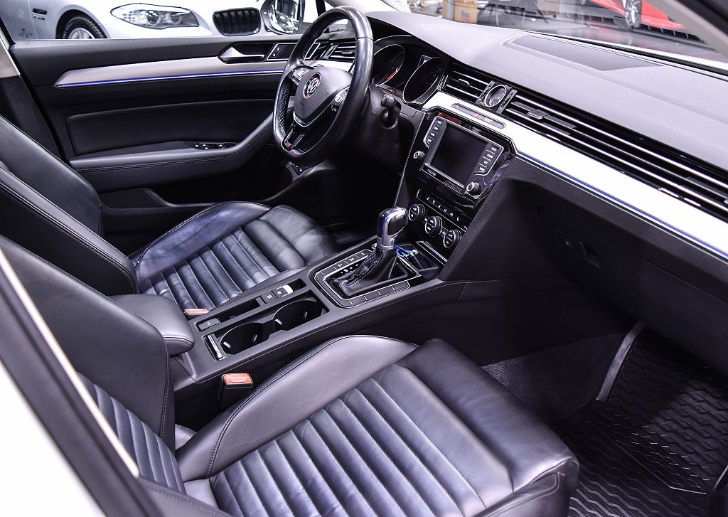 Volkswagen Passat GTE 1.4 TSI ACT DSG Sequential, 218hp, 2017