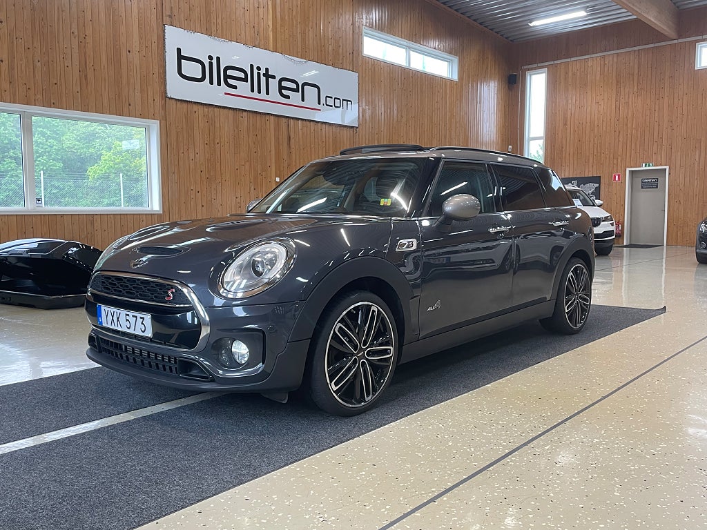 MINI Clubman Cooper S ALL4 Salt II Pano Läder GPS H/K 192 hk