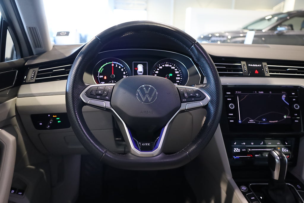 Volkswagen Passat GTE 1.4 TSI  GTE Drag Värmare Navi Kamera Leasbar 2021