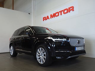SUV Volvo XC90 3 av 28