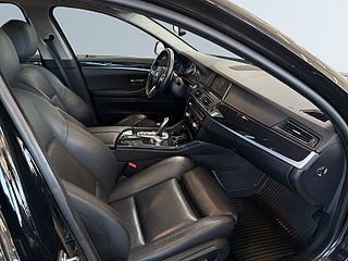 BMW 520d Touring Steptronic S&V-Hjul/Drag/Psens/Helskinn/Navi – bild 10