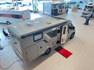 Husbil-halvintegrerad Adria COMPACT DL 60 Y 7 av 29