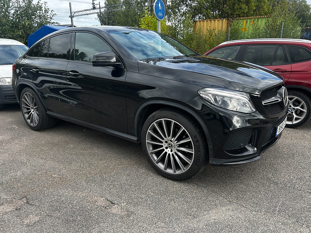 Mercedes-Benz GLE 350 d 4MATIC Coupé AMG HK Drive-Assist Pano 22" 1-Ägare