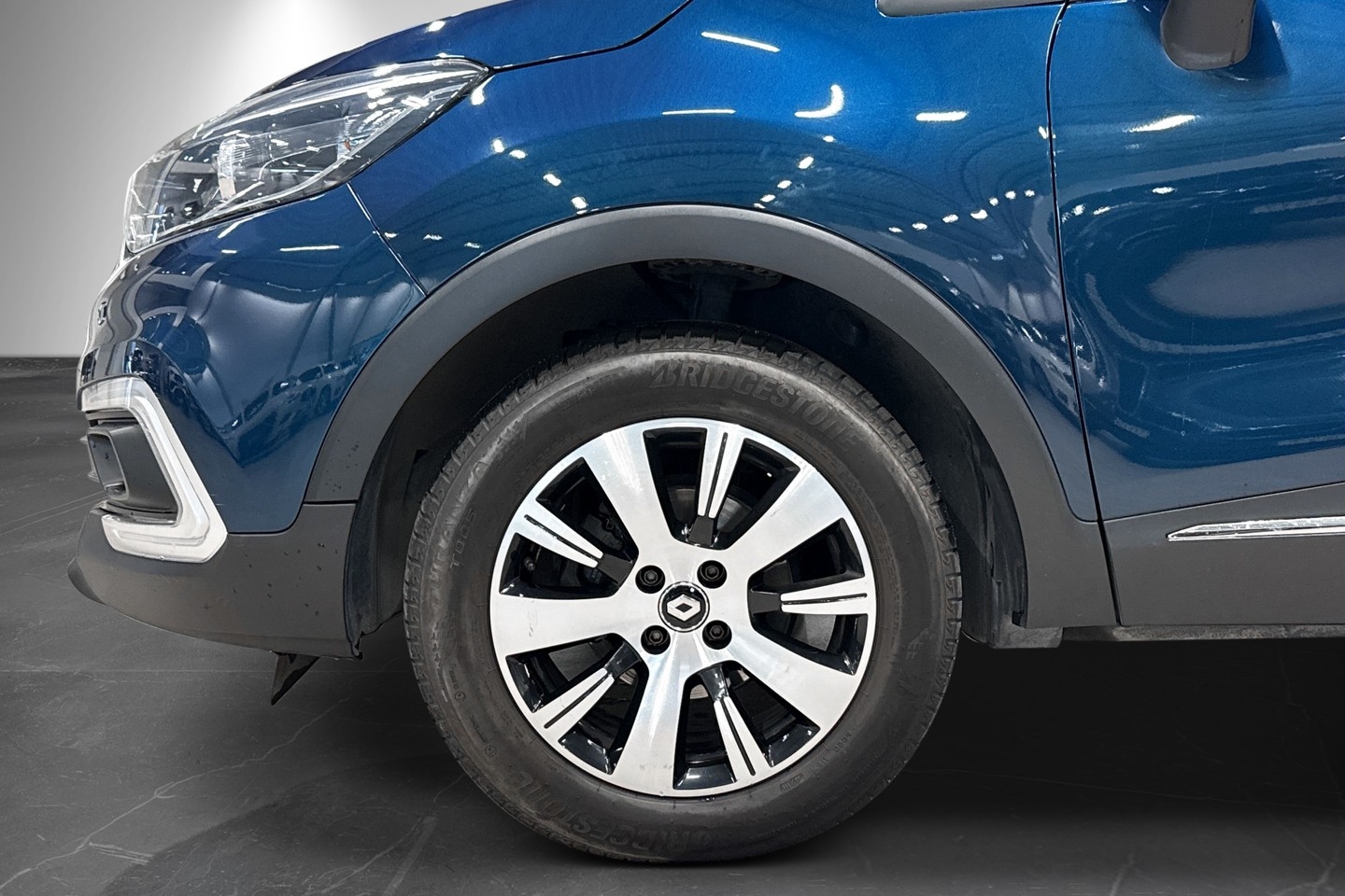 Renault Captur 2019, photo 2/10