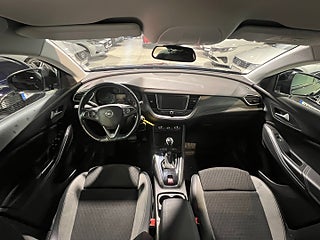 SUV Opel Grandland X 11 av 22