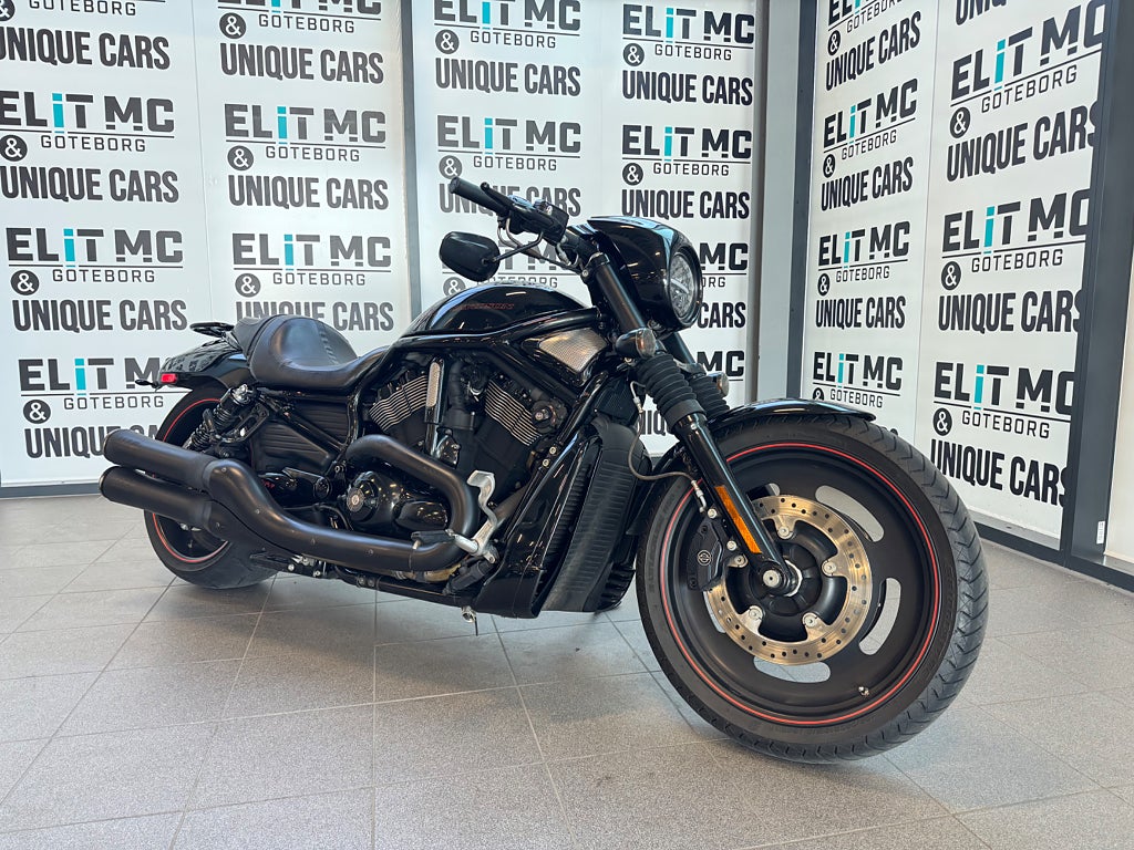 Harley-Davidson VRSCDX Nightrod Special Supertrapp