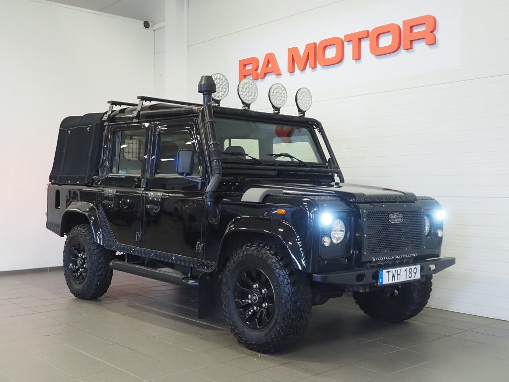 Land Rover Defender 110 4x4 TD5 Black Edition Snorkel Extraljus Drag Pick-U 2002
