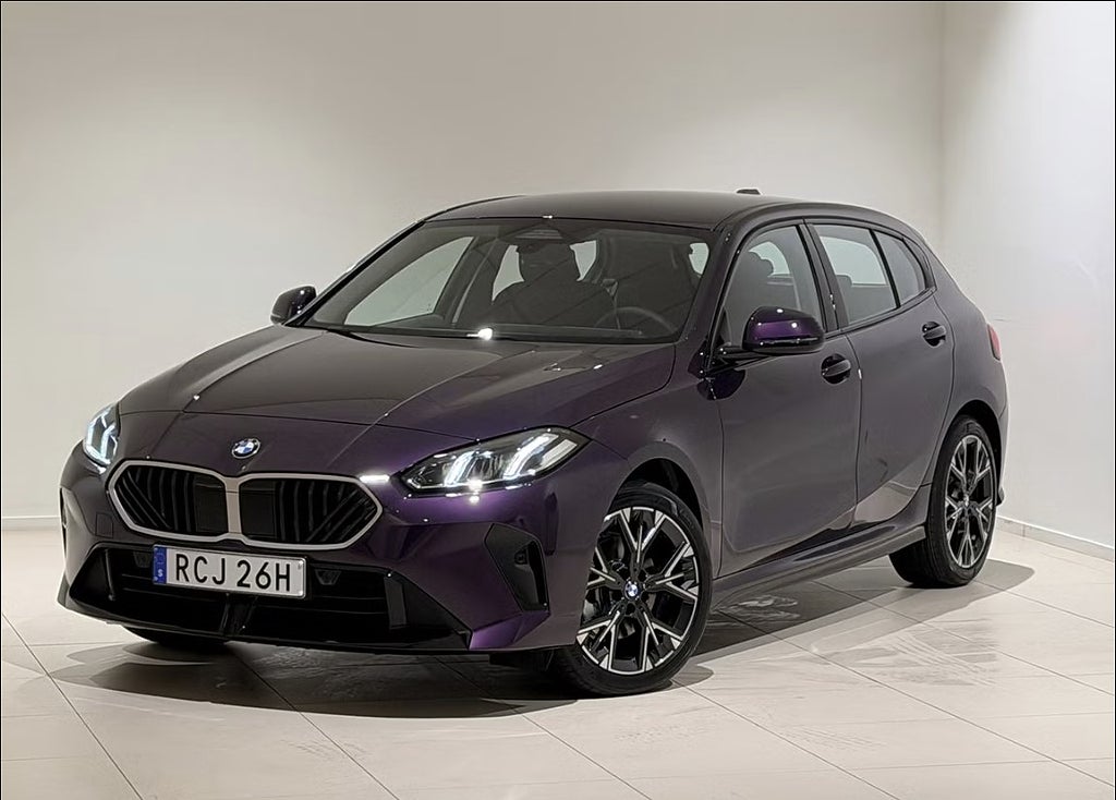 BMW 120 i, M-Sport Design, Rattvärme, Navi, Omgående  Leverans