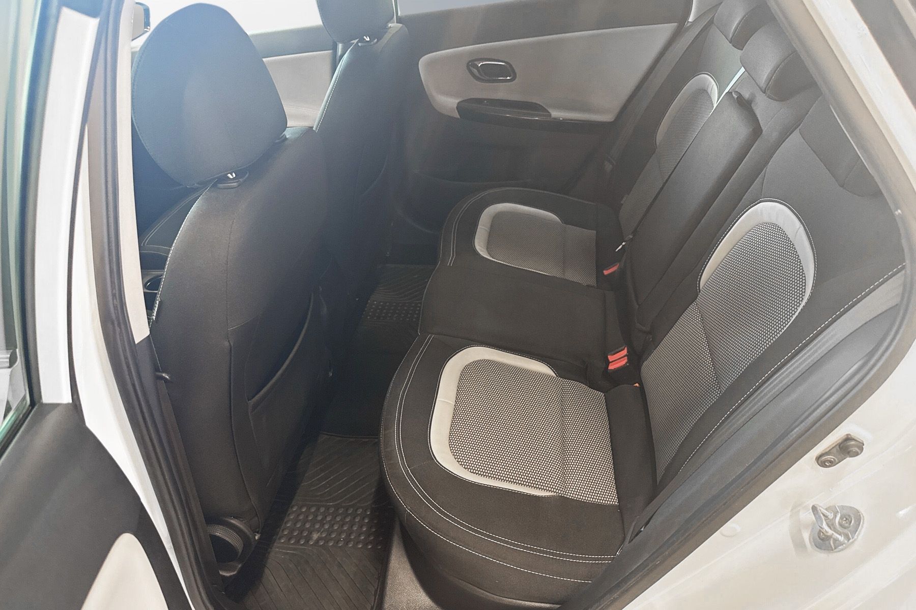Kia Ceed 2015, bild 7/32