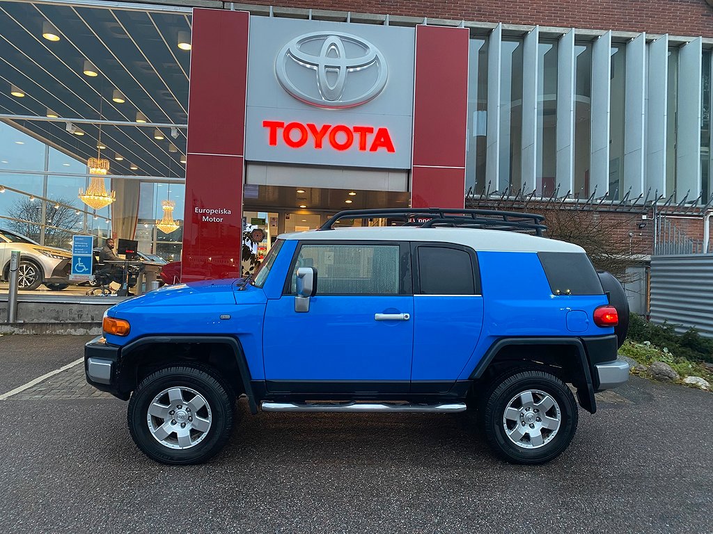 Toyota FJ Cruiser 