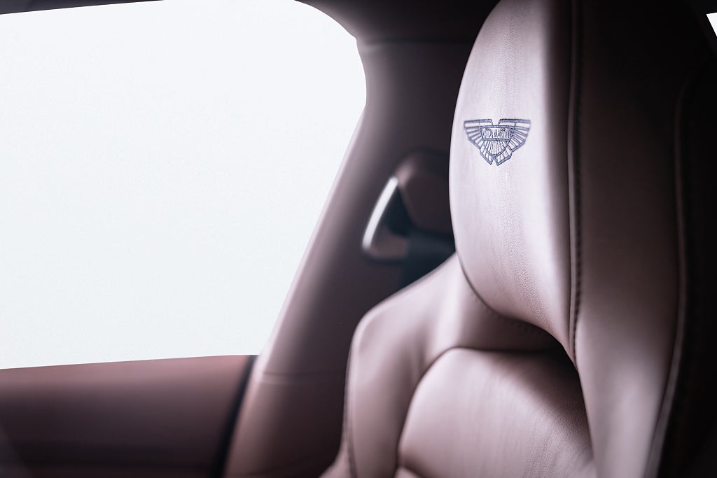 Gallery image 17 of 19