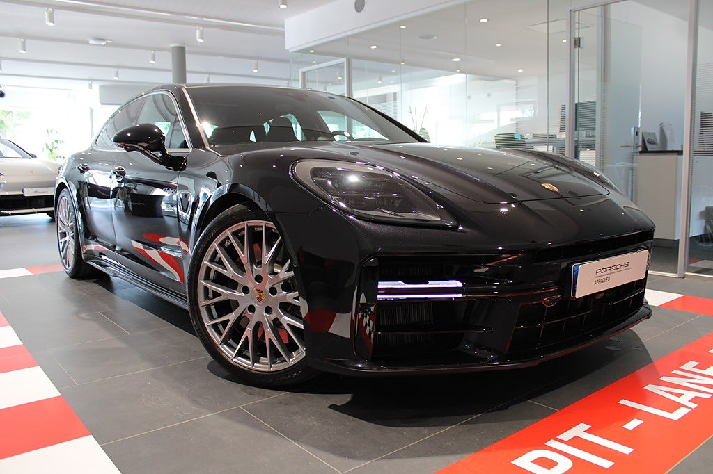 Porsche Panamera 4S E-HYBRID