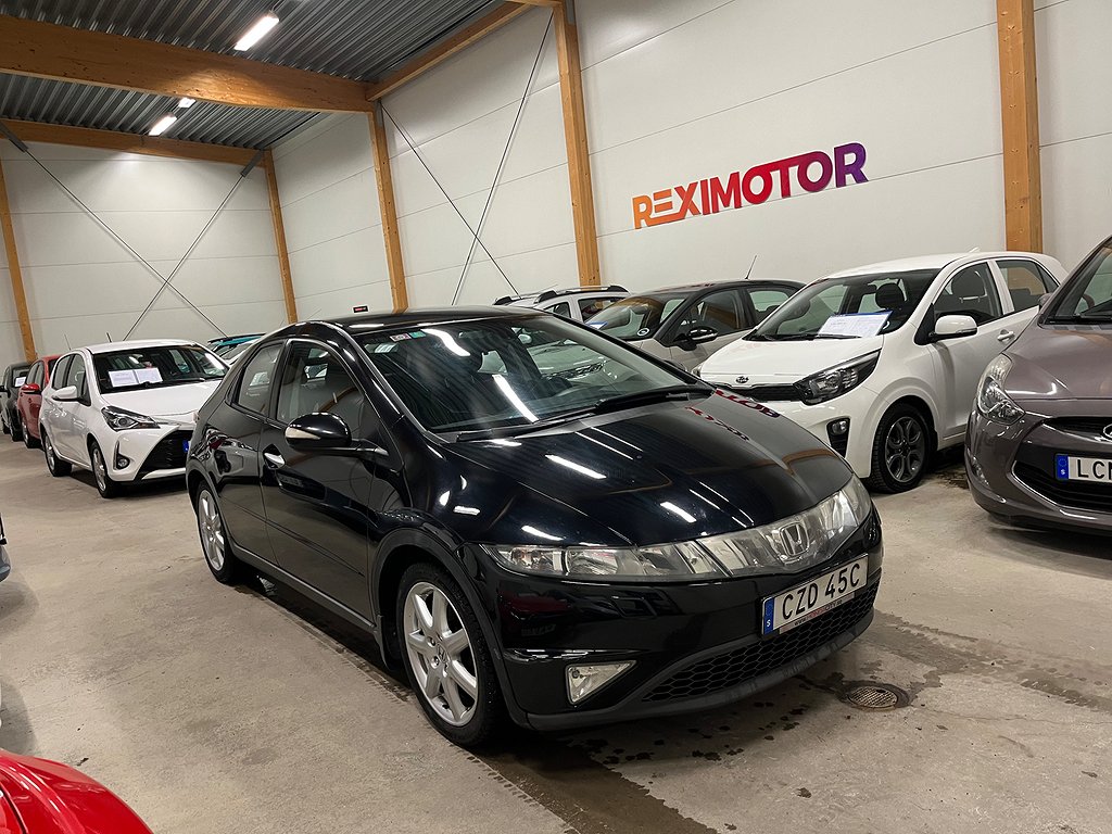 Honda Civic 5-dörrar 1.8 i-VTEC Sport  Ny Besiktad 