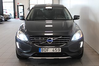 SUV Volvo XC60 2 av 23
