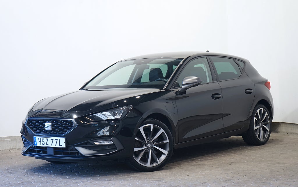 Seat Leon León e-Hybrid FR Carplay B-kamera Dragkrok 204hk