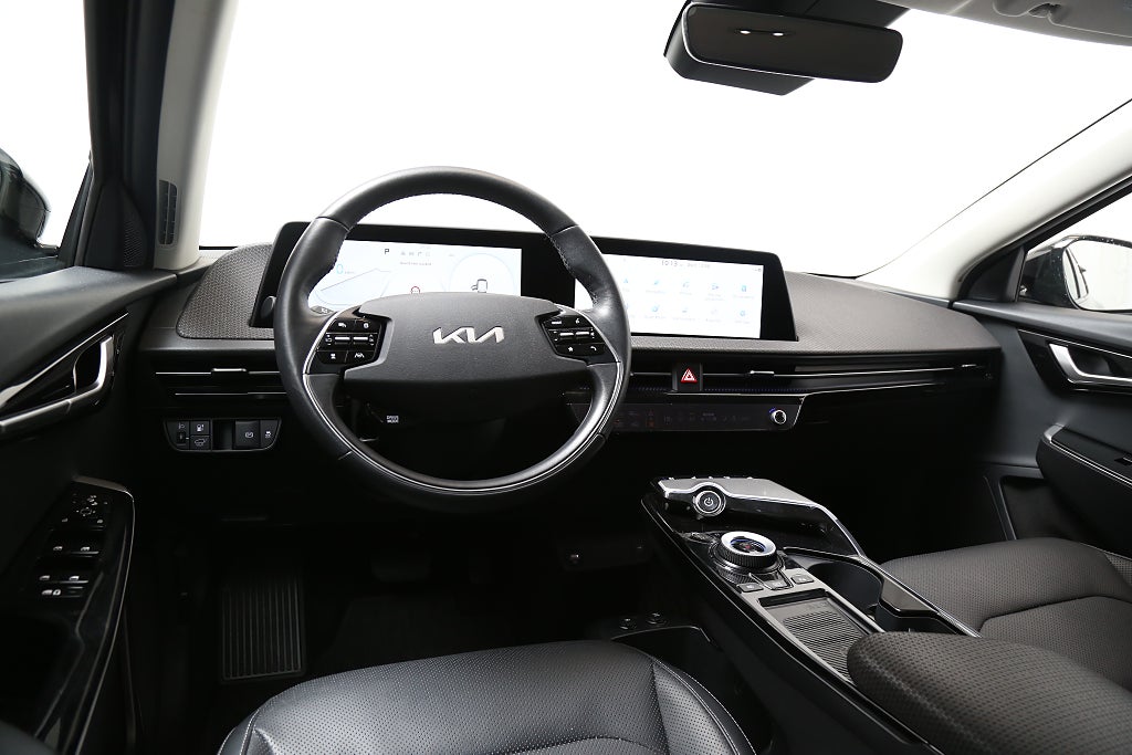 Kia EV6 77.4 kWh PLUS 228hk Läder 360°-kamera Leasbar 2022