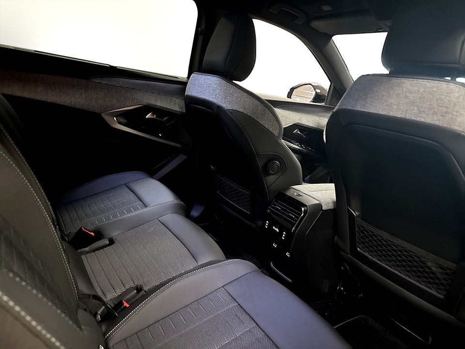 Bild på Peugeot 5008 GT Hybrid 145hk Aut 7-SITS B-KAMERA NAVI