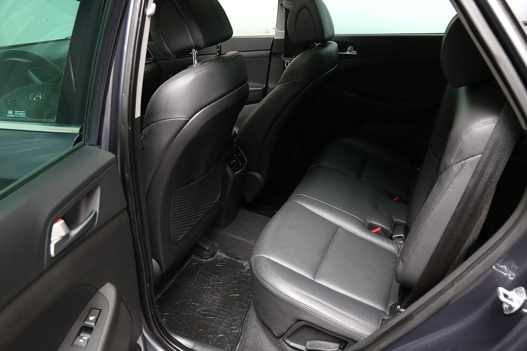 Hyundai Tucson 2,0 CRDi Premium AWD Aut Skinn Pano Dragkrok 2017