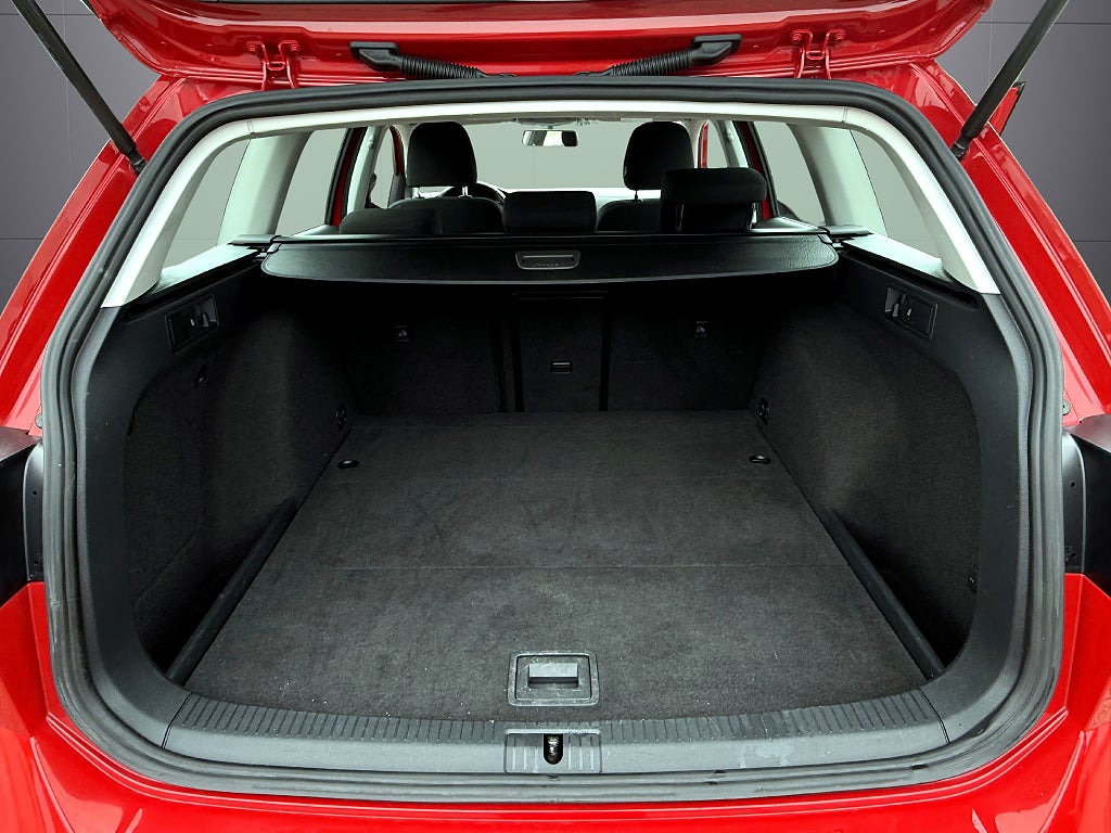 Volkswagen Golf Sportscombi 1.2 TSI Automat Base 2 Ägare 11600 mil - miniatyr 16