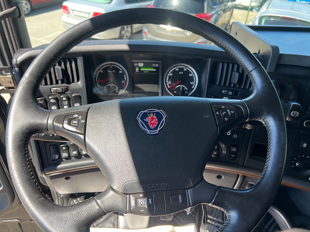 Scania R490 8x4*4 Tridem Kranväxlare, Palfinger 27002 Kran