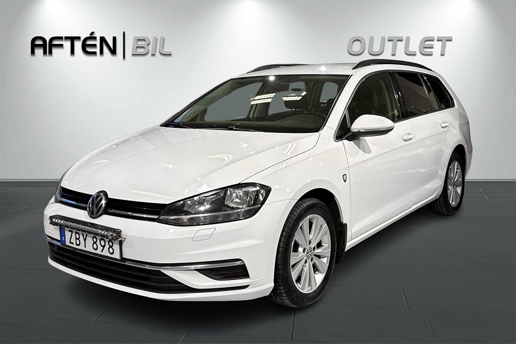 Volkswagen Golf Sportscombi 2.0TDI 4Motion|Värmare|Drag|B-kamera|MOMS!