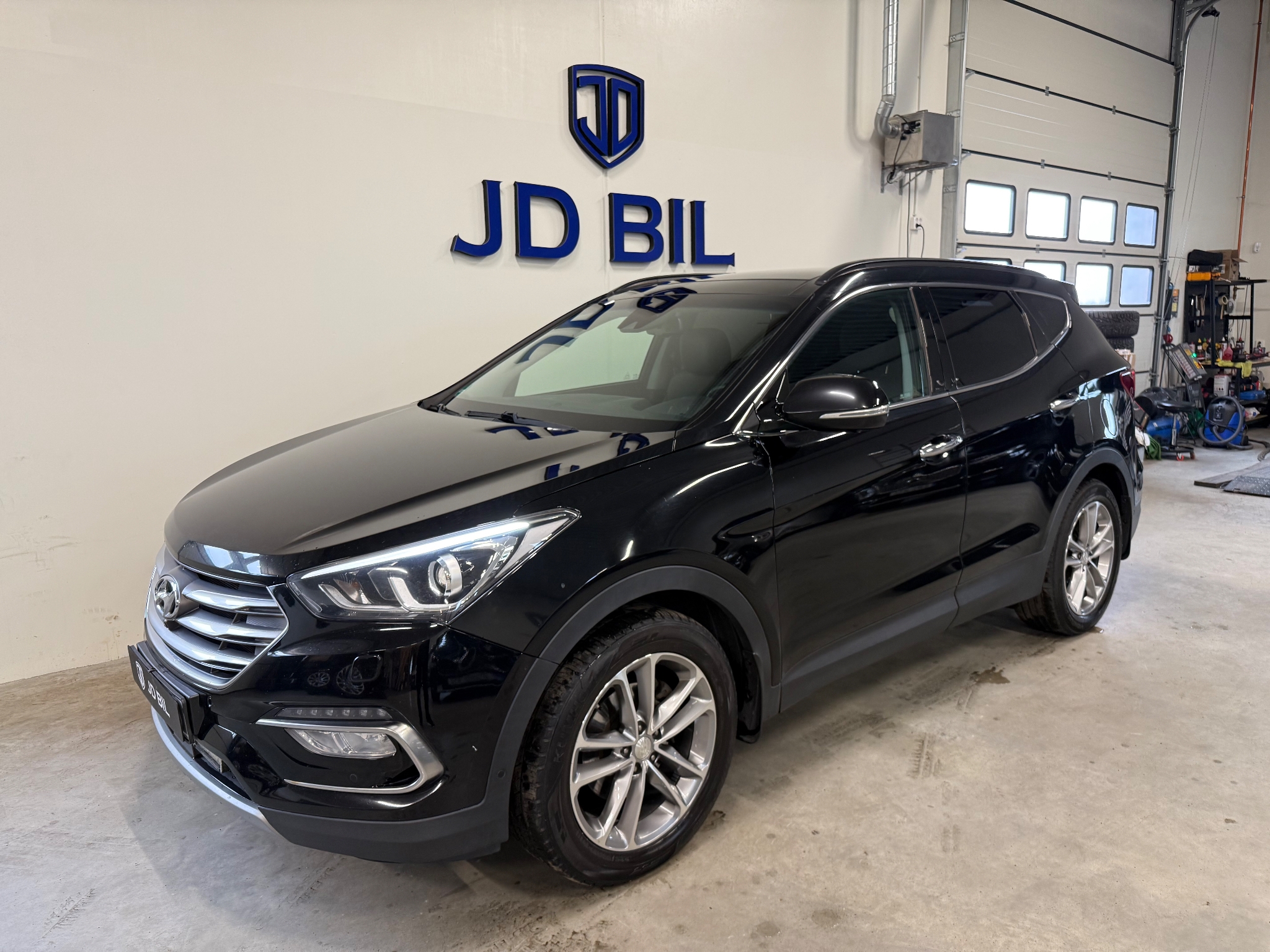 Hyundai Santa Fe 2017, bild 3/10