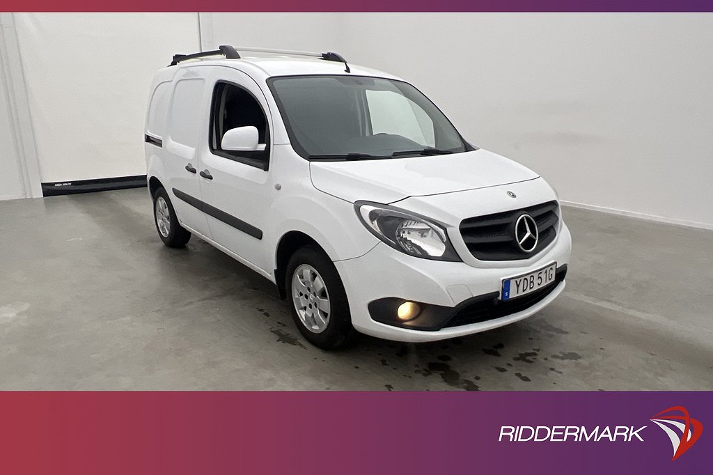 Mercedes-Benz Citan 109 Dragkrok 3-Sits Bluetooth 0.57L/Mil