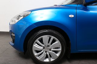 Halvkombi Suzuki Swift 8 av 21