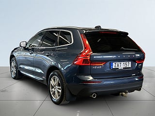 Volvo XC60 D4 AWD Geartronic Momentum Drag/P-Värm/M-Värm/S&V-Däck bakifrån