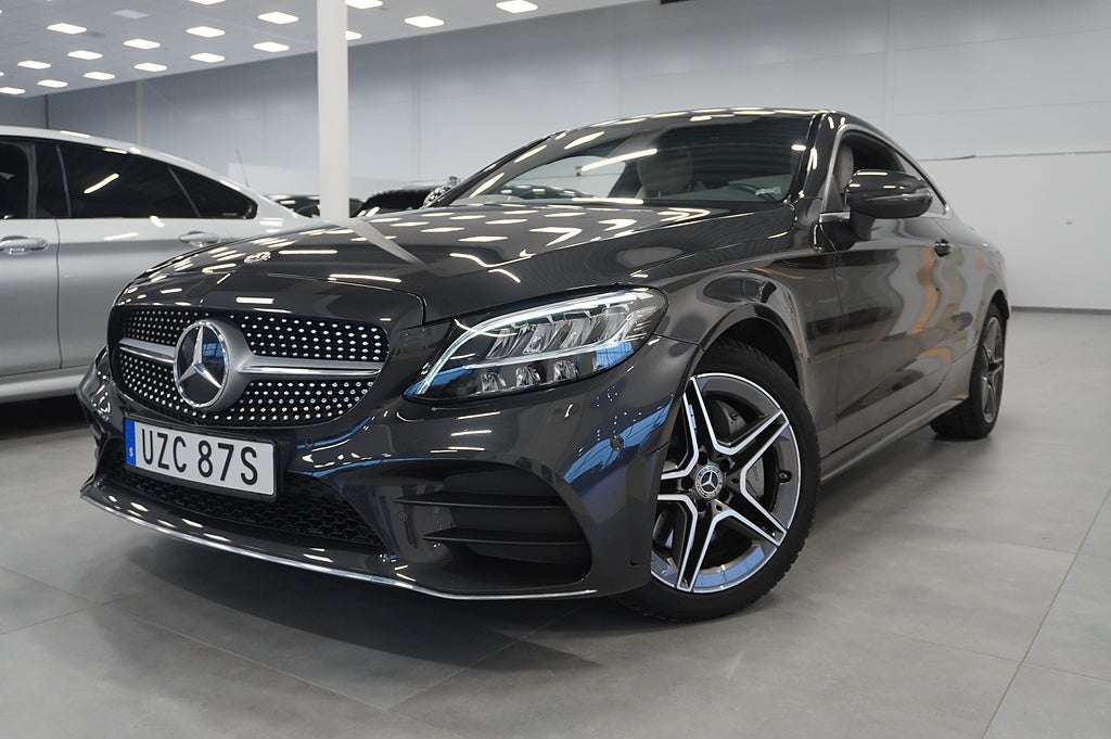 Mercedes-Benz C 2,95% ränta C 300 4Matic Coupe AMG Pano Drag Navi Kamera