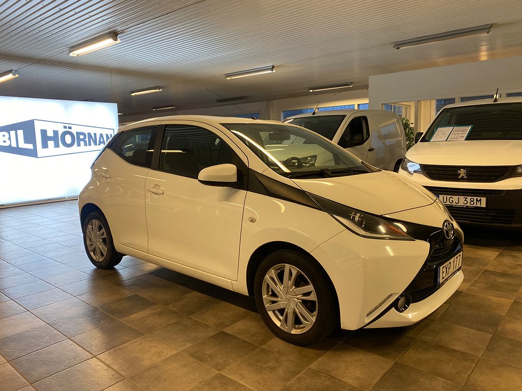 Toyota Aygo 5-dörrar 1.0 VVT - Årsskatt: 360:- 