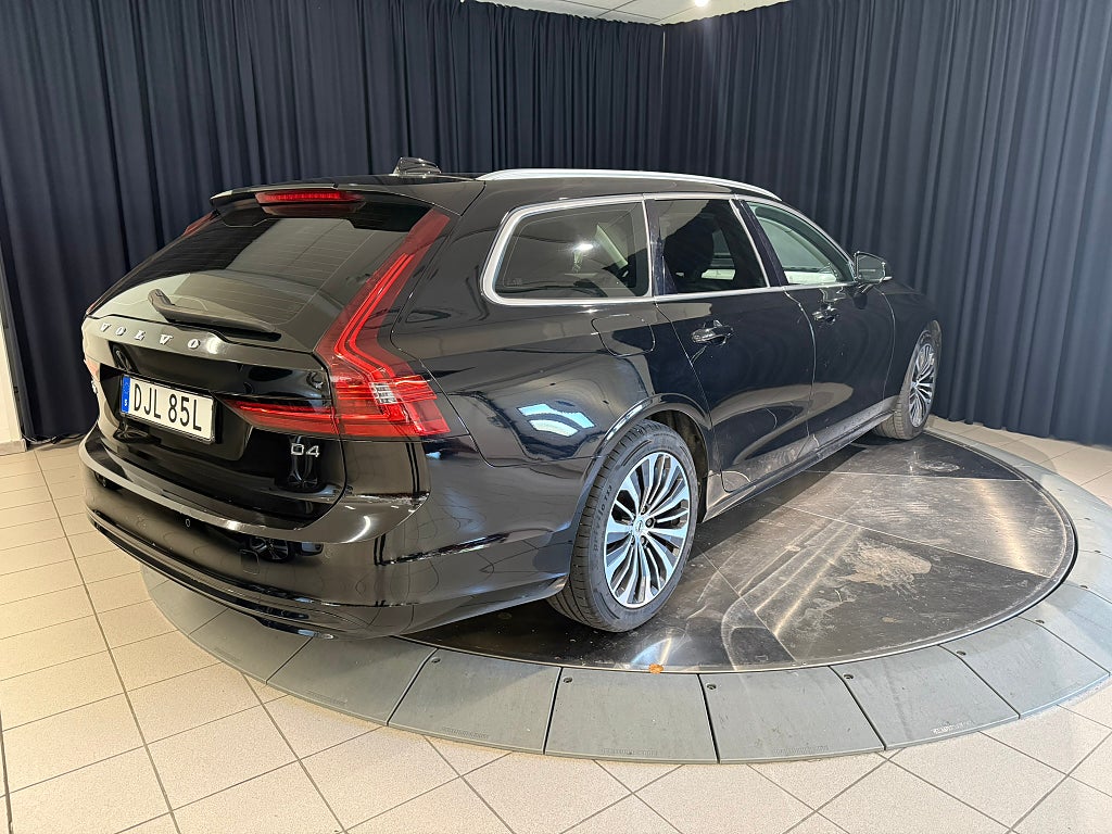 Volvo V90 2021 - miniatyr 6